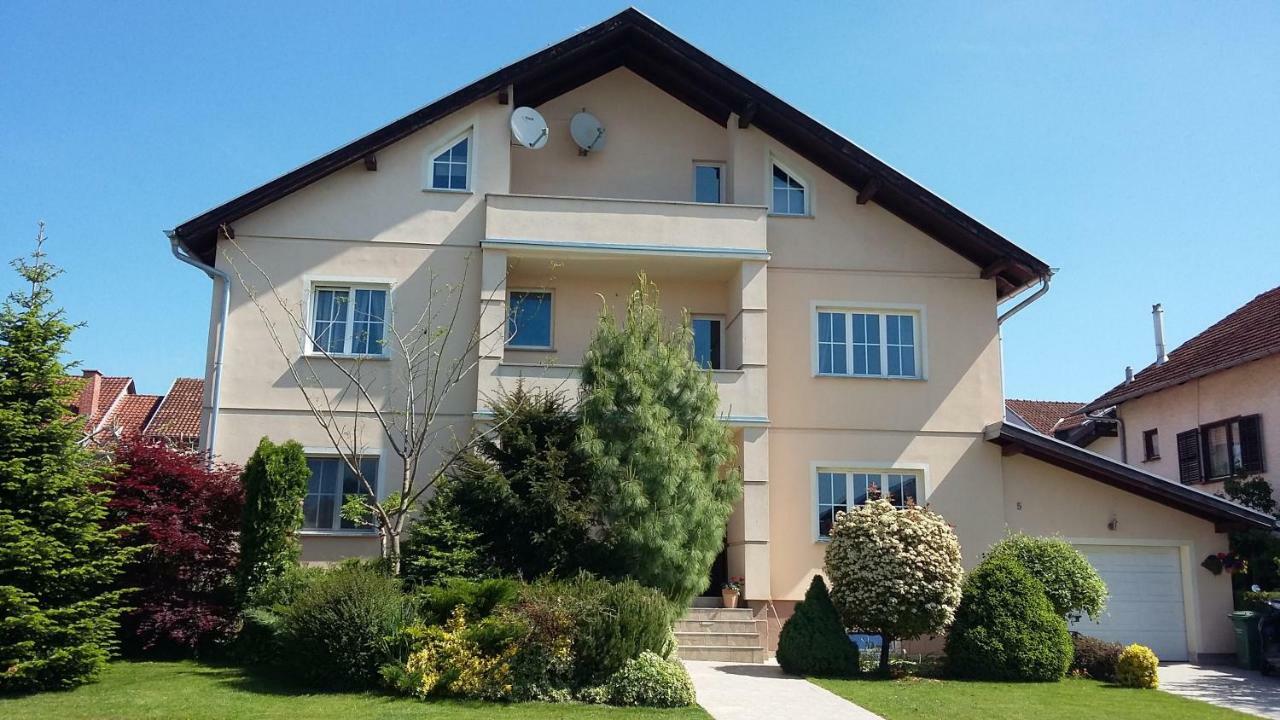 ביילובאר Apartments Place4You מראה חיצוני תמונה